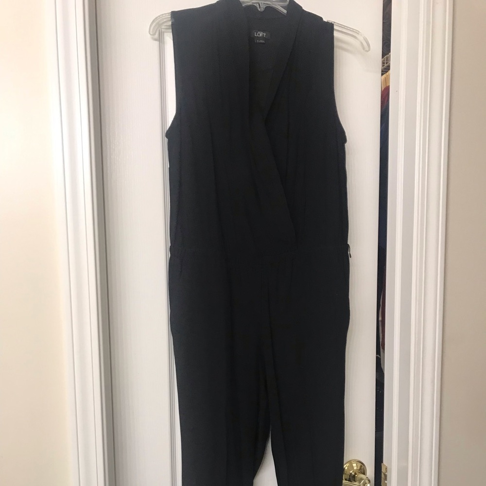 Jumpsuit loft !!